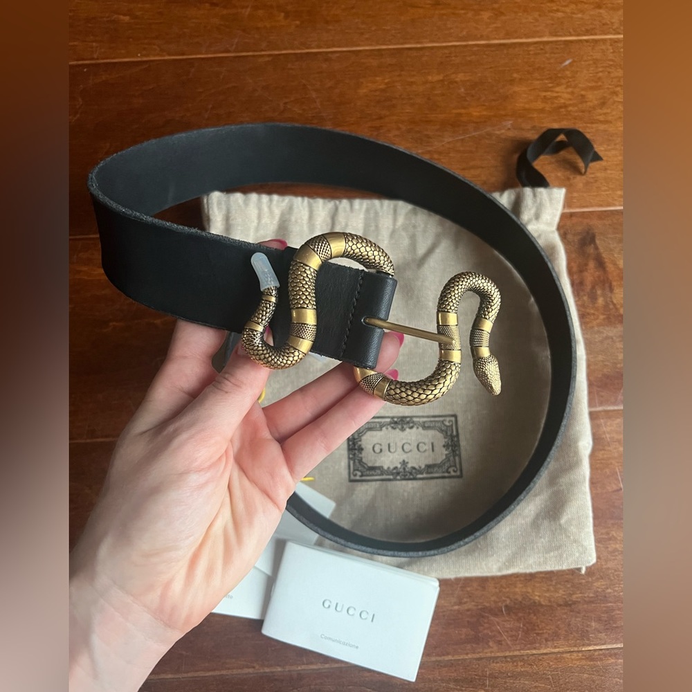 GUCCI Authentic Snake Belt 75CM (bought too small) Men or Women